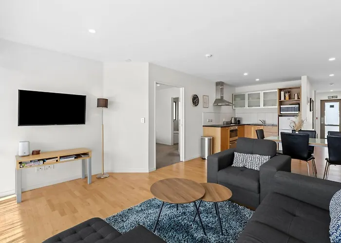 2 Bed With 2 Ensuites To Fields Balcony Sleeps 4 Wanaka